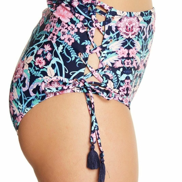 Jessica Simpson Full Support Cross Back Bikini - Picture 5 of 6